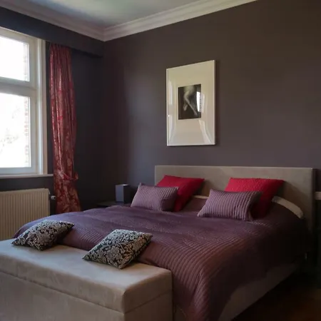 ホームステイ Prachtig Herenhuis Uit 1925 Nijlen